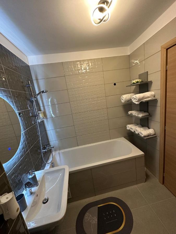 Coresi Luxury Apartments Braşov Eksteriør bilde